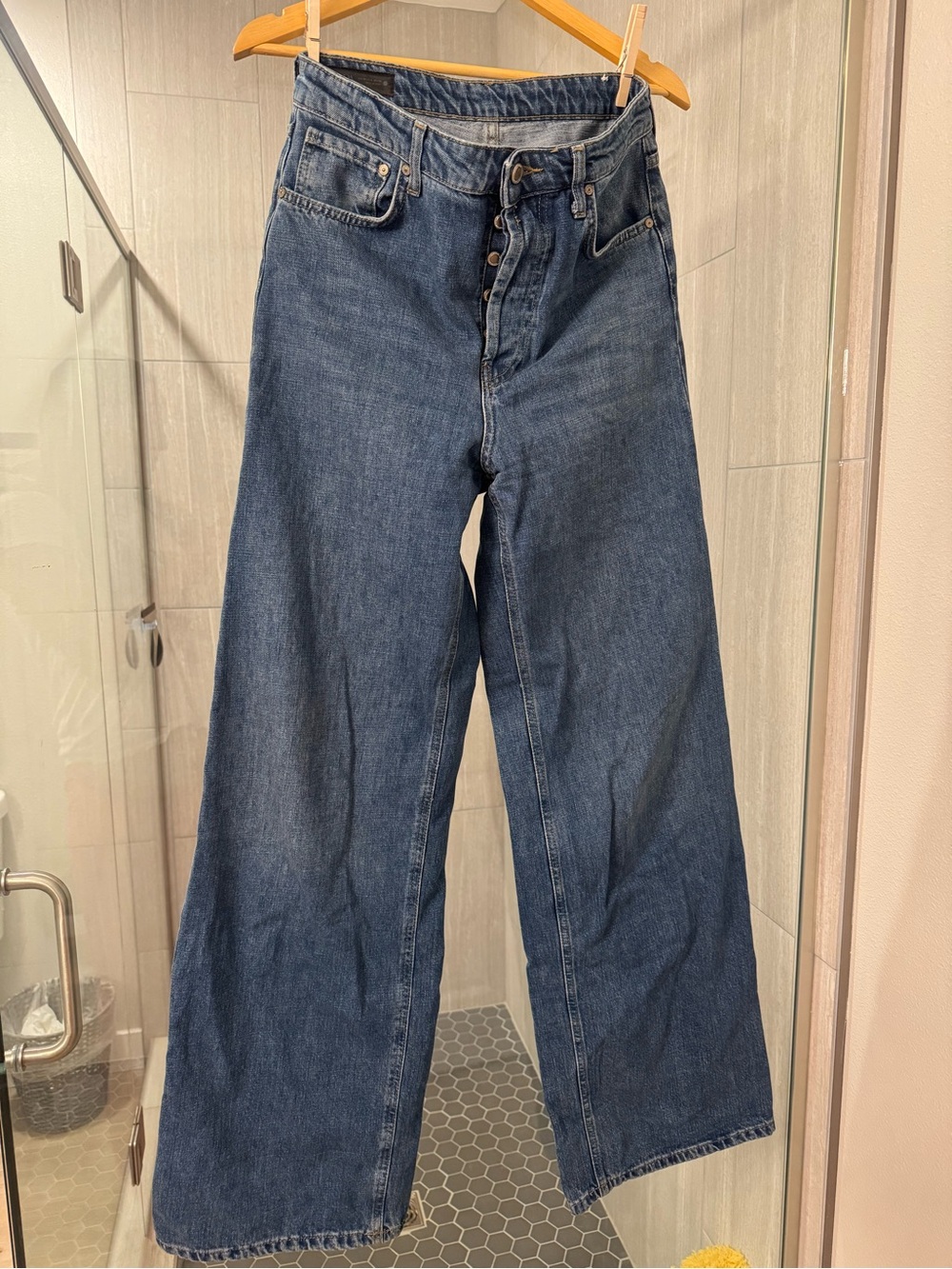 Zara Wide-Leg Button-Fly Jeans in Dark Blue Wash